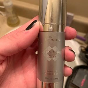 Skin medica lumivie day serum